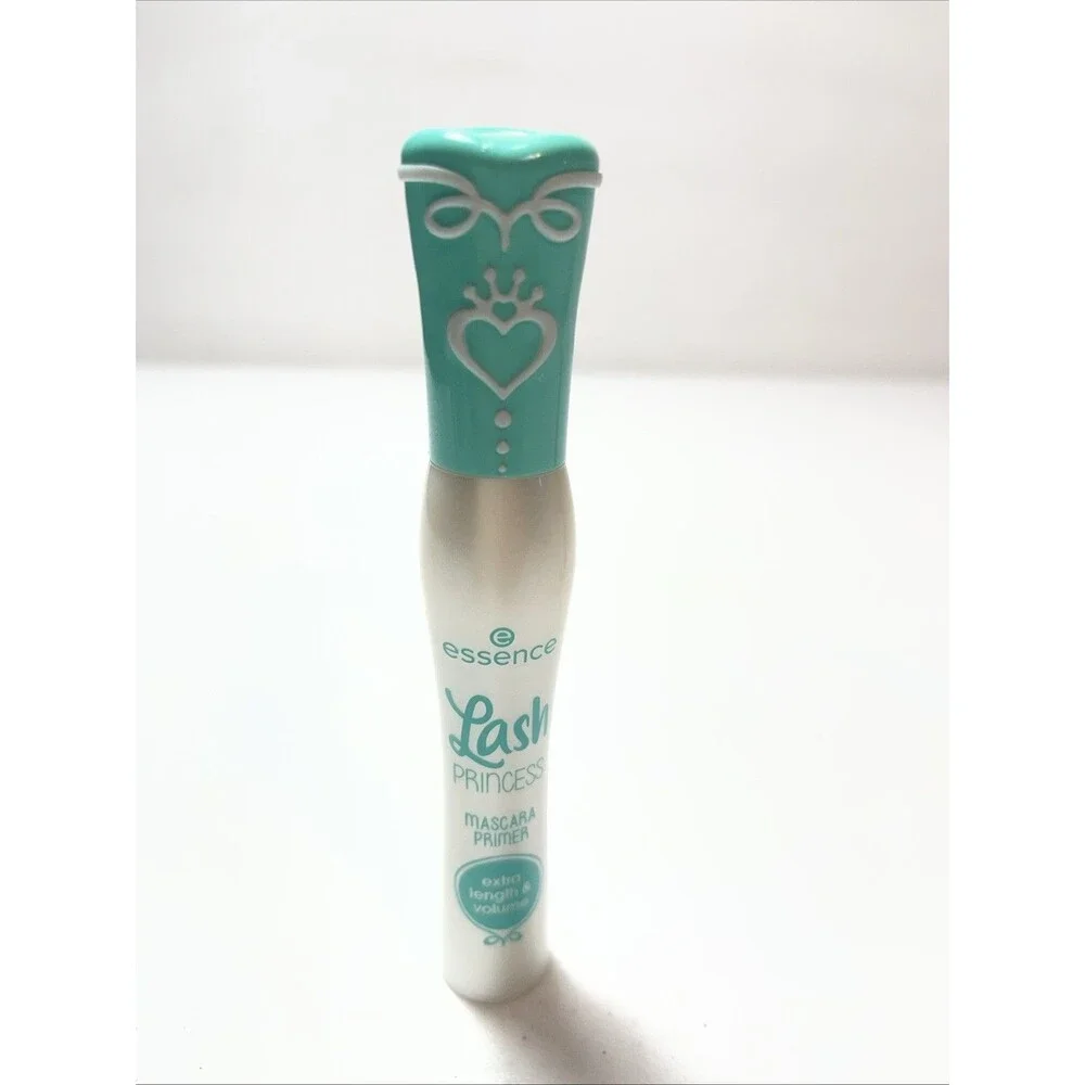 Essence Set: Volume Booster Lash Primer + Spiced Pumpkin Pie Lip Balm - NEW